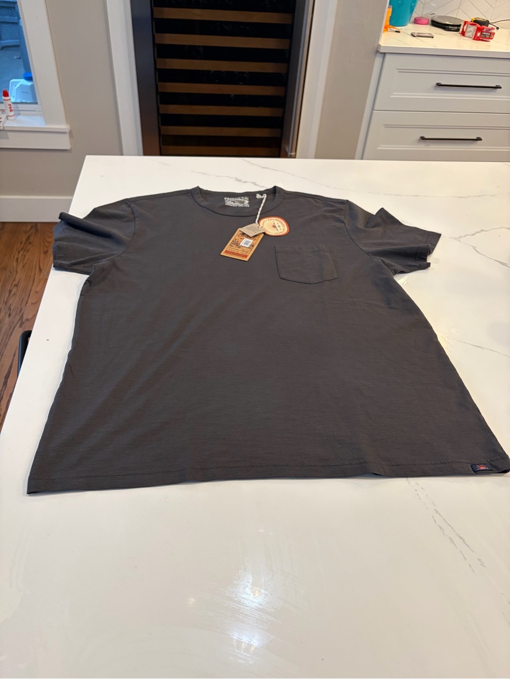 Faherty Sunwashed Pocket Tee Mens XL Washed Black Organic Cotton NWT $58